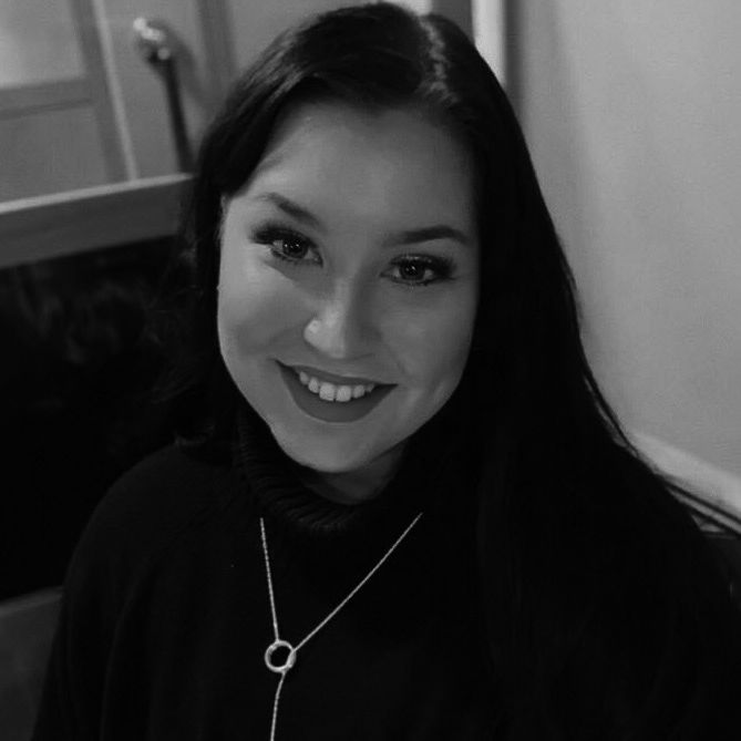 Headshot of Zoe Jackson